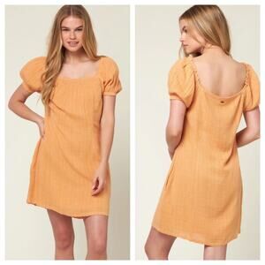 NWT O’Neill Dress Apricot Mini Smocked Front. Short Sleeves Pullover Pockets M